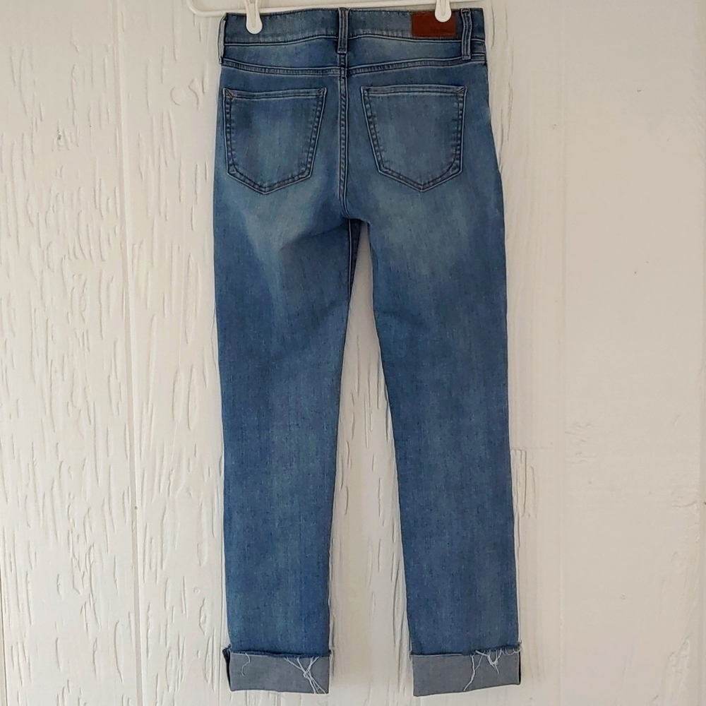 Express Cropped Skinny Mid Rise Jeans - Picture 2 of 3